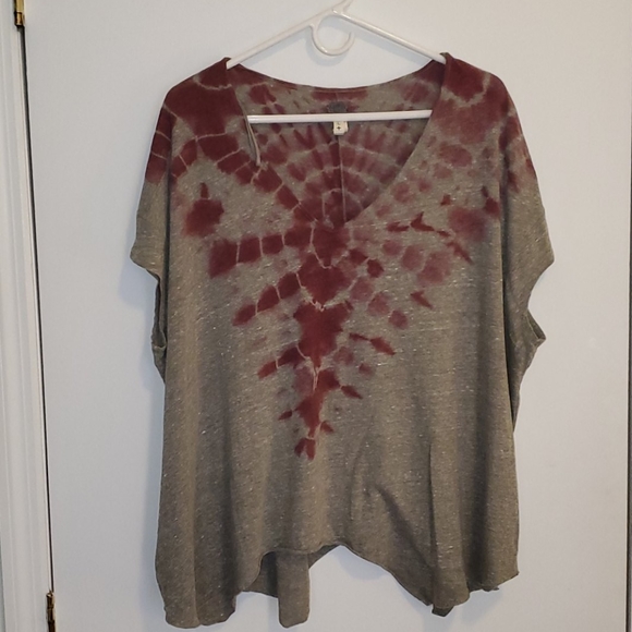 Free People Tops - Tie dye tshirt